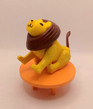 Load image into Gallery viewer, Circus Lion- light brown mane & tail -table not included