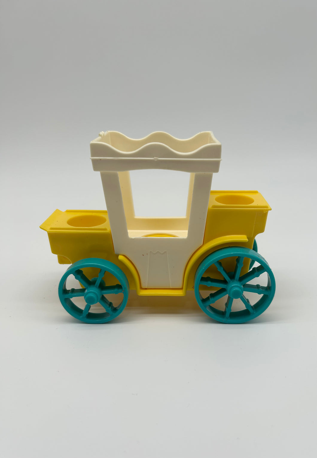 Castle Royal carriage white carrier/yellow base