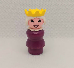 Wood Castle Queen dark purple