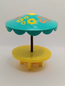 Umbrella Table Patio Set Turquoise top/yellow table Floral 1970-1973