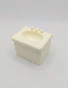 Play Family Camper White Sink