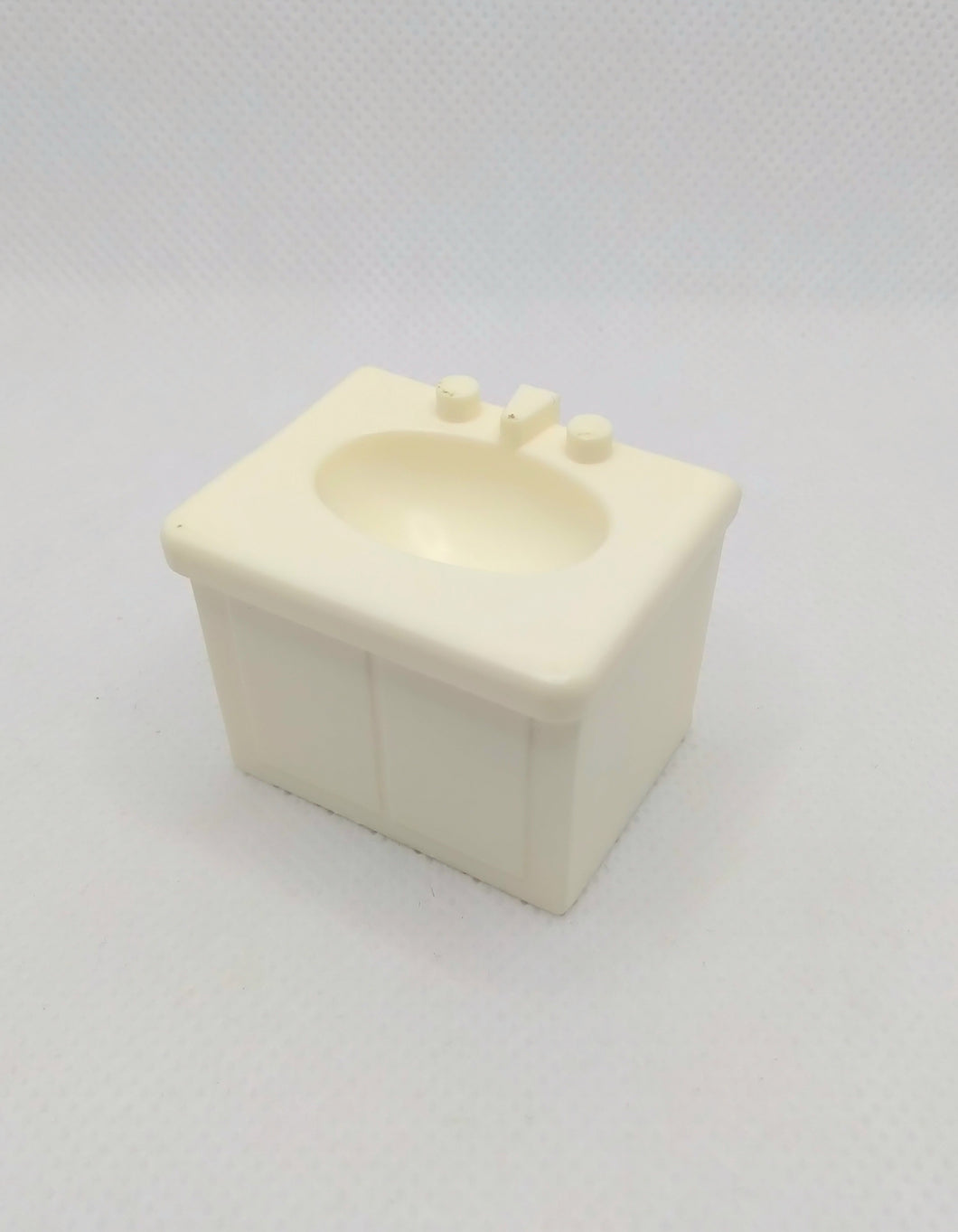 Play Family Camper White Sink