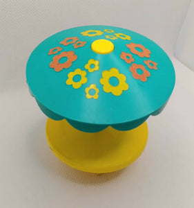 Umbrella Table Patio Set Turquoise top/yellow table Floral 1970-1973